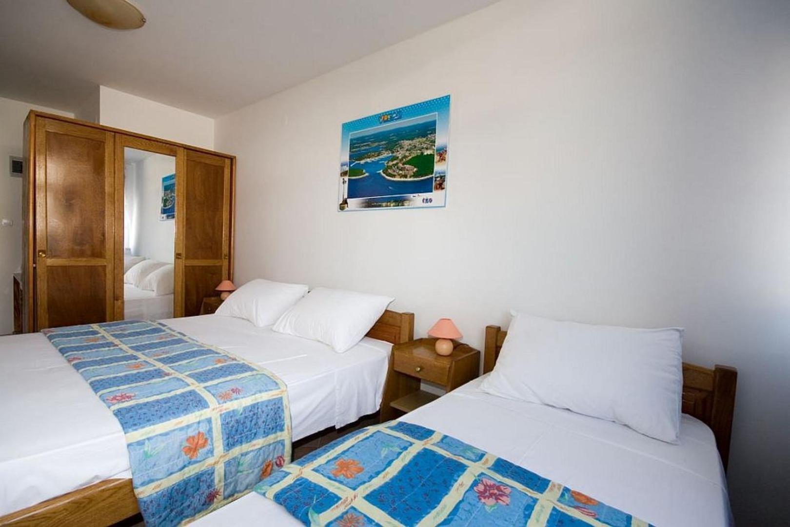 Sunny Adriatic Apartments Valentin Vrsar Bagian luar foto