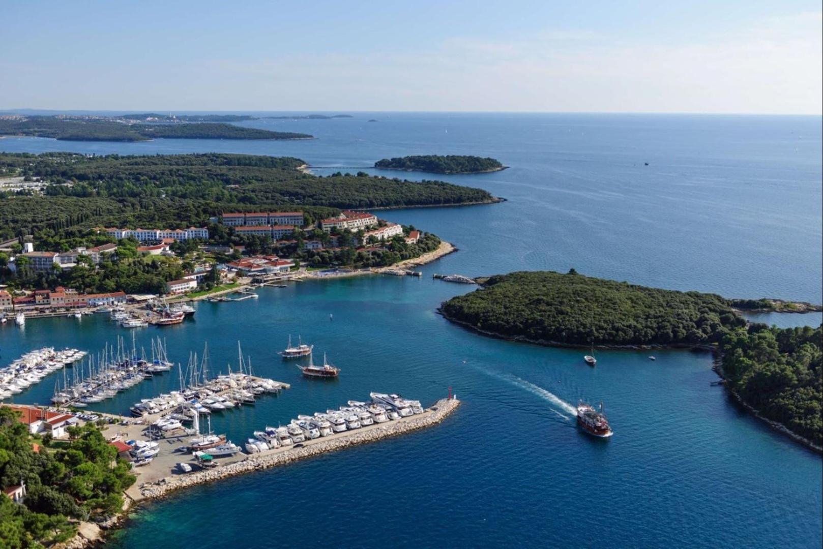 Sunny Adriatic Apartments Valentin Vrsar Bagian luar foto